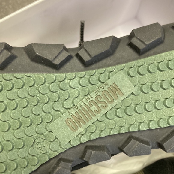 MOSCHINO - Picture 12 of 13